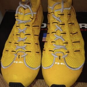 EUC Polo Ralph Lauren MESA RUNNER Women's Size 8  In The Box. Worn Once